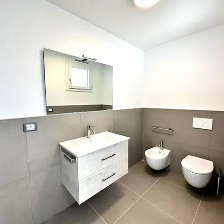 Pool Flat 400m From Apartman *