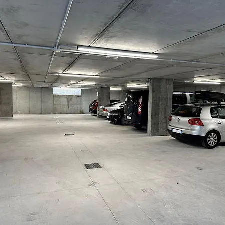Apartment Pool Flat 400m From
